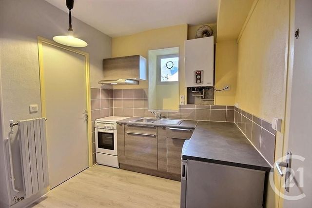 Appartement F1 à louer - 2 pièces - 37.25 m2 - MER - 41 - CENTRE - Century 21 Girault Immobilier