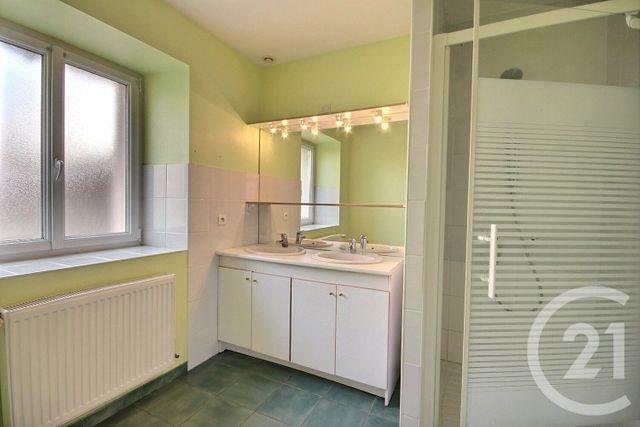 maison à louer - 4 pièces - 138.0 m2 - LA CHAPELLE ST MARTIN EN PLAINE - 41 - CENTRE - Century 21 Girault Immobilier