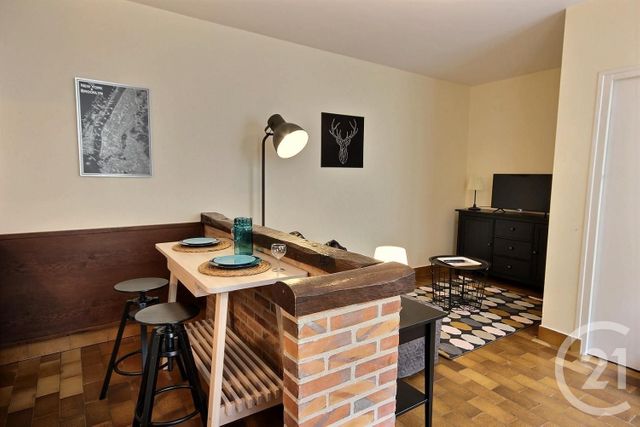 Appartement Studio à louer - 1 pièce - 21.5 m2 - BLOIS - 41 - CENTRE - Century 21 Girault Immobilier