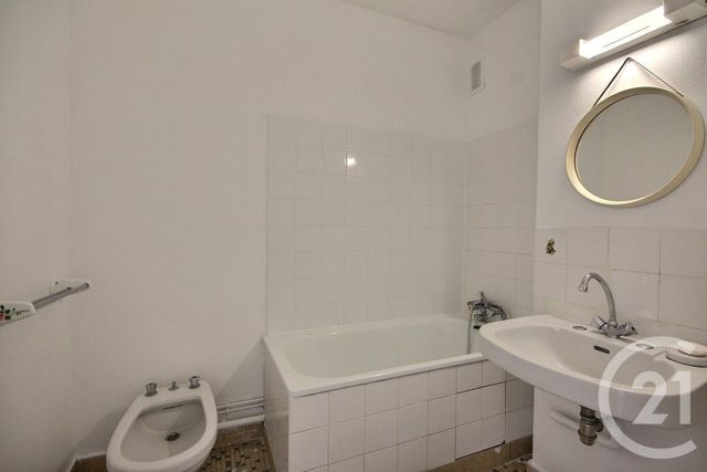 Appartement T4 à louer - 4 pièces - 77.29 m2 - BLOIS - 41 - CENTRE - Century 21 Girault Immobilier