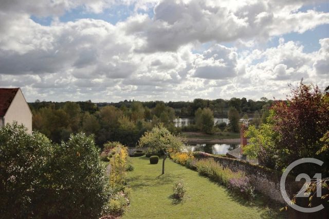 maison à louer - 8 pièces - 176.58 m2 - COUR SUR LOIRE - 41 - CENTRE - Century 21 Girault Immobilier