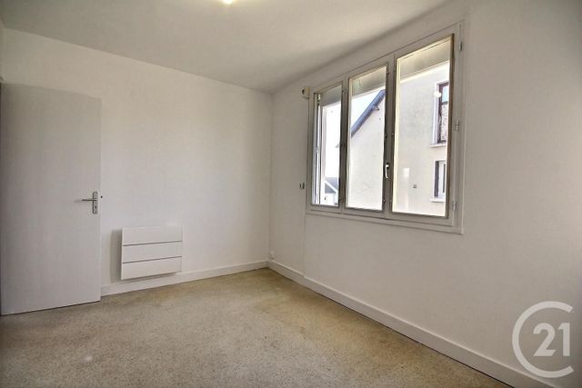 maison à louer - 6 pièces - 162.0 m2 - ST AMAND LONGPRE - 41 - CENTRE - Century 21 Girault Immobilier