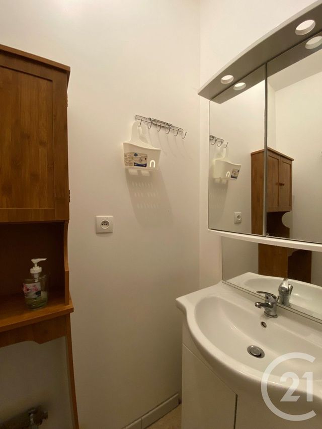 Appartement F1 à louer - 1 pièce - 18.8 m2 - SUEVRES - 41 - CENTRE - Century 21 Girault Immobilier