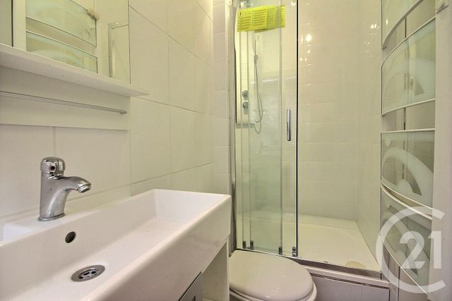 Appartement F1 bis à louer - 2 pièces - 45.0 m2 - MER - 41 - CENTRE - Century 21 Girault Immobilier