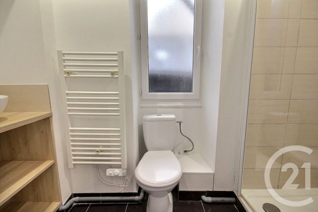 Appartement F2 à louer - 2 pièces - 31.0 m2 - MER - 41 - CENTRE - Century 21 Girault Immobilier