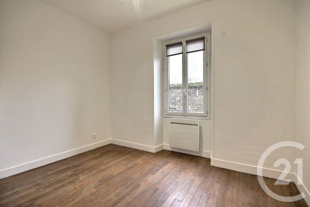 Appartement F2 à louer - 2 pièces - 31.0 m2 - MER - 41 - CENTRE - Century 21 Girault Immobilier