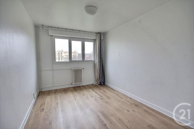 Appartement T4 à louer - 4 pièces - 98.0 m2 - BLOIS - 41 - CENTRE - Century 21 Girault Immobilier