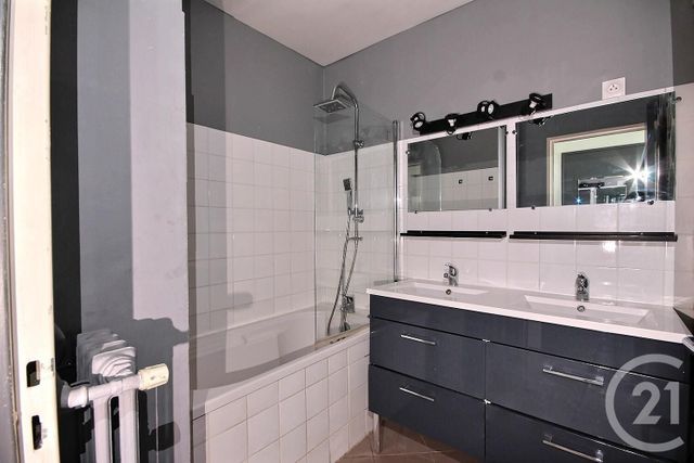 Appartement T4 à louer - 4 pièces - 98.0 m2 - BLOIS - 41 - CENTRE - Century 21 Girault Immobilier