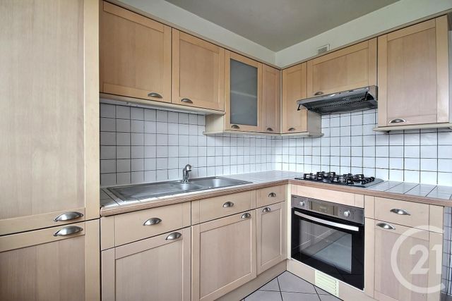 Appartement T4 à louer - 4 pièces - 98.0 m2 - BLOIS - 41 - CENTRE - Century 21 Girault Immobilier