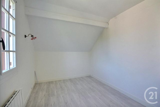 maison à louer - 5 pièces - 109.14 m2 - VINEUIL - 41 - CENTRE - Century 21 Girault Immobilier