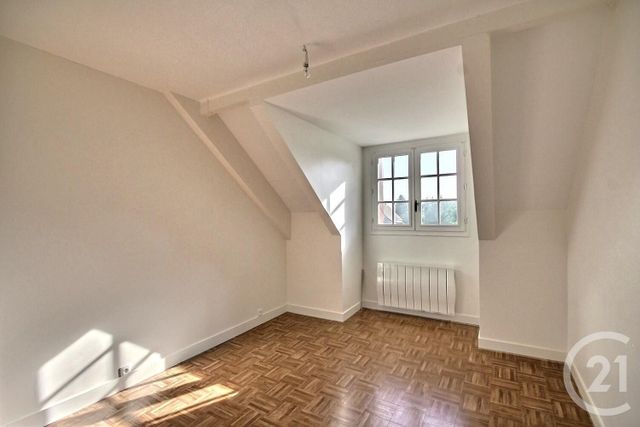 maison à louer - 5 pièces - 109.14 m2 - VINEUIL - 41 - CENTRE - Century 21 Girault Immobilier