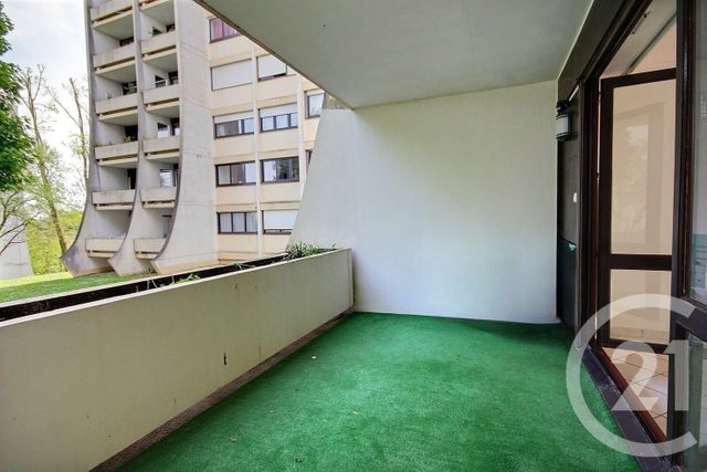 Appartement F2 bis à louer - 2 pièces - 54.0 m2 - LA CHAUSSEE ST VICTOR - 41 - CENTRE - Century 21 Girault Immobilier