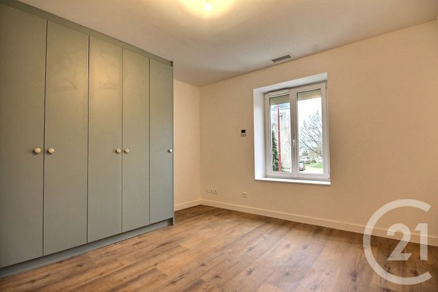 maison à louer - 4 pièces - 110.0 m2 - CHARSONVILLE - 45 - CENTRE - Century 21 Girault Immobilier