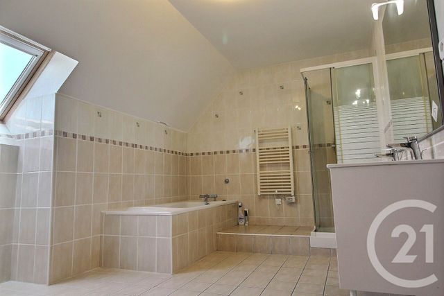 maison à louer - 5 pièces - 161.89 m2 - ST OUEN - 41 - CENTRE - Century 21 Girault Immobilier