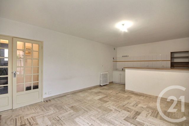 Appartement F3 à louer - 3 pièces - 55.0 m2 - BLOIS - 41 - CENTRE - Century 21 Girault Immobilier