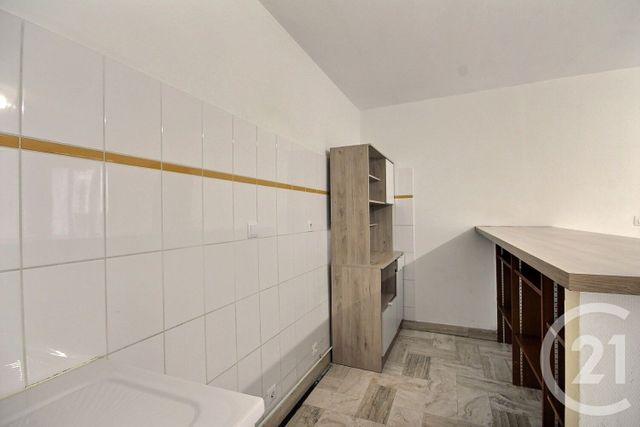 Appartement F3 à louer - 3 pièces - 55.0 m2 - BLOIS - 41 - CENTRE - Century 21 Girault Immobilier