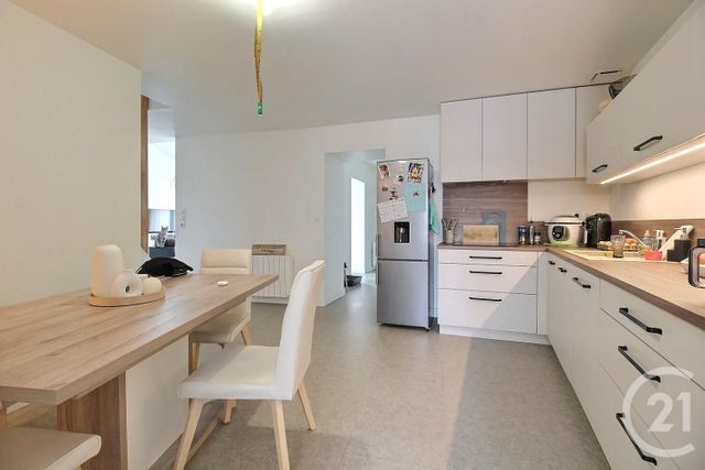 maison à louer - 4 pièces - 117.0 m2 - CHARSONVILLE - 45 - CENTRE - Century 21 Girault Immobilier