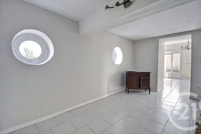 maison à louer - 6 pièces - 181.0 m2 - BEAUCE LA ROMAINE - 41 - CENTRE - Century 21 Girault Immobilier