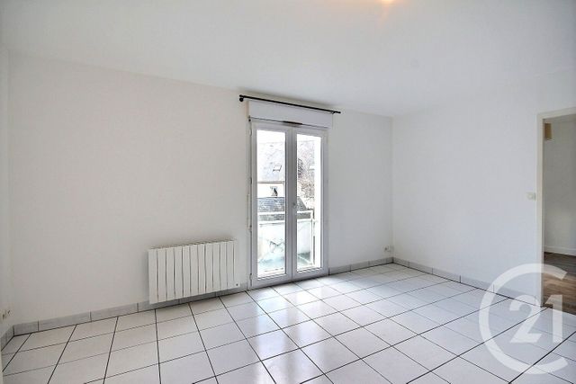 Appartement F2 à louer - 2 pièces - 36.0 m2 - MONT PRES CHAMBORD - 41 - CENTRE - Century 21 Girault Immobilier