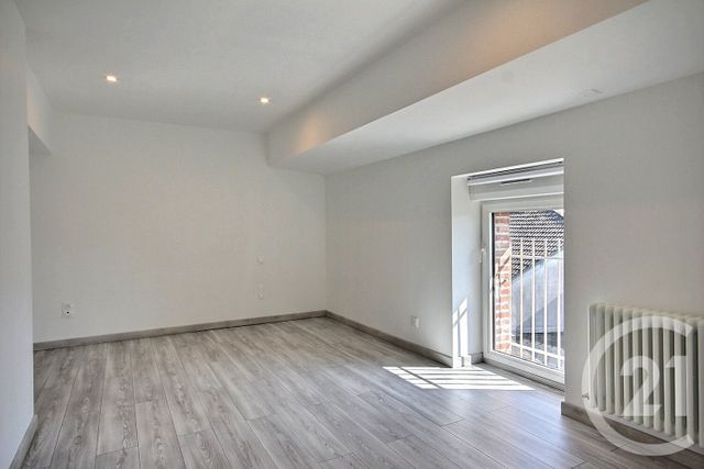 maison à louer - 3 pièces - 100.0 m2 - BLOIS - 41 - CENTRE - Century 21 Girault Immobilier