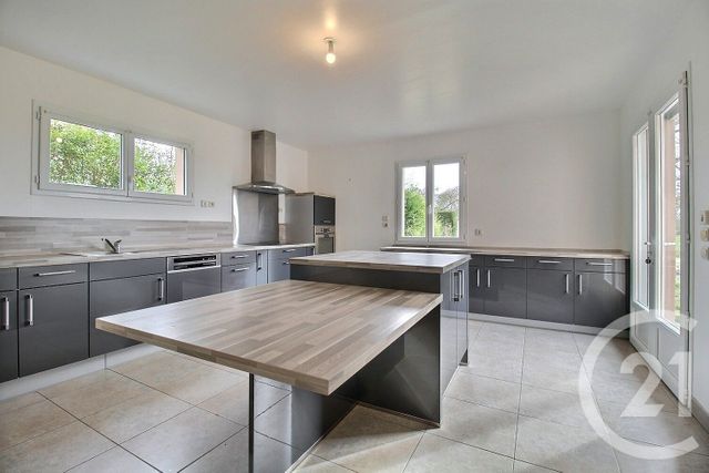 maison à louer - 7 pièces - 166.32 m2 - BEAUCE LA ROMAINE - 41 - CENTRE - Century 21 Girault Immobilier