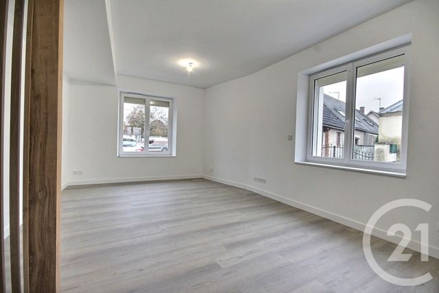 maison à louer - 4 pièces - 110.0 m2 - CHARSONVILLE - 45 - CENTRE - Century 21 Girault Immobilier