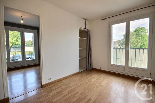 Appartement à louer - 2 pièces - 36.0 m2 - BLOIS - 41 - CENTRE - Century 21 Girault Immobilier