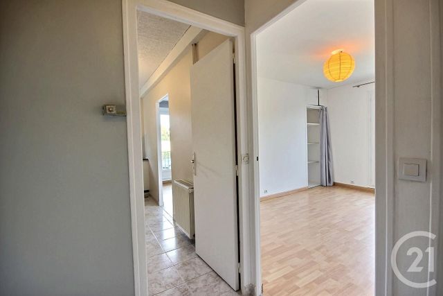 Appartement à louer - 2 pièces - 36.0 m2 - BLOIS - 41 - CENTRE - Century 21 Girault Immobilier