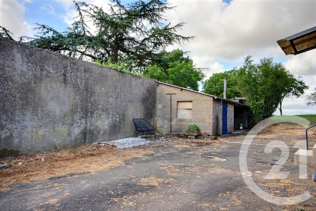 maison à louer - 3 pièces - 78.0 m2 - OUCQUES LA NOUVELLE - 41 - CENTRE - Century 21 Girault Immobilier