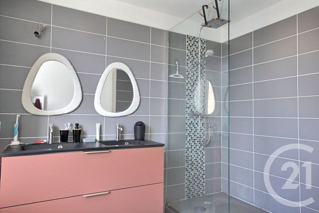 maison à louer - 3 pièces - 78.0 m2 - OUCQUES LA NOUVELLE - 41 - CENTRE - Century 21 Girault Immobilier