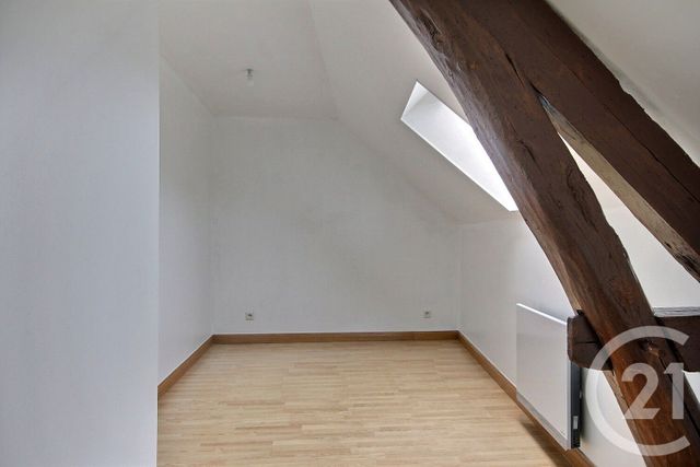 Appartement F4 à louer - 4 pièces - 57.27 m2 - ST LAURENT NOUAN - 41 - CENTRE - Century 21 Girault Immobilier