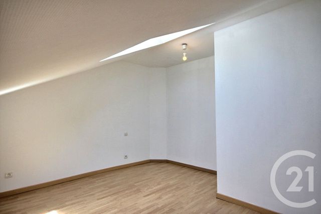 maison à louer - 3 pièces - 46.0 m2 - MER - 41 - CENTRE - Century 21 Girault Immobilier