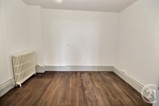 Appartement F1 à louer - 2 pièces - 40.0 m2 - MER - 41 - CENTRE - Century 21 Girault Immobilier