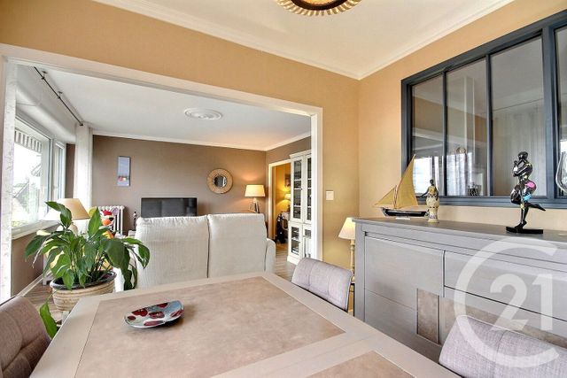 Appartement F4 à vendre - 4 pièces - 104.43 m2 - BLOIS - 41 - CENTRE - Century 21 Girault Immobilier