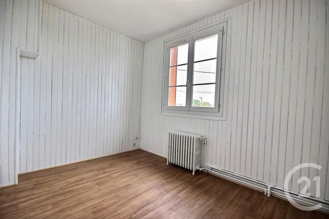 maison à louer - 4 pièces - 64.0 m2 - MER - 41 - CENTRE - Century 21 Girault Immobilier