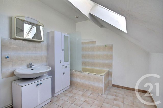 Appartement F3 à louer - 3 pièces - 74.0 m2 - BLOIS - 41 - CENTRE - Century 21 Girault Immobilier