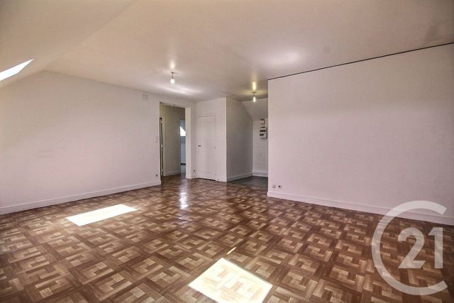 Appartement F3 à louer - 3 pièces - 74.0 m2 - BLOIS - 41 - CENTRE - Century 21 Girault Immobilier