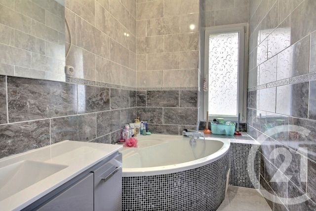 maison à vendre - 5 pièces - 103.55 m2 - FOUGERES SUR BIEVRE - 41 - CENTRE - Century 21 Girault Immobilier