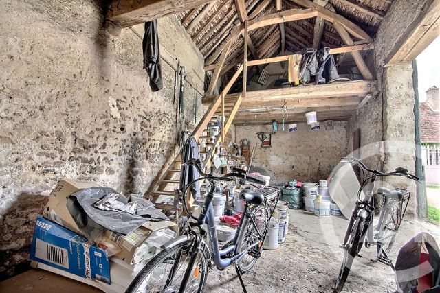 maison à vendre - 6 pièces - 250.0 m2 - HUISSEAU SUR COSSON - 41 - CENTRE - Century 21 Girault Immobilier