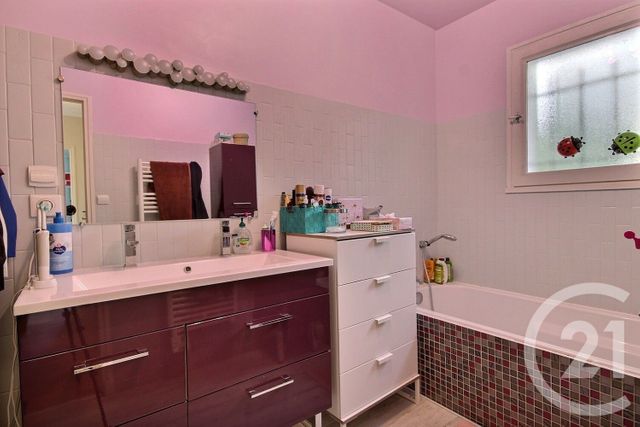 maison à vendre - 5 pièces - 120.0 m2 - CANDE SUR BEUVRON - 41 - CENTRE - Century 21 Girault Immobilier