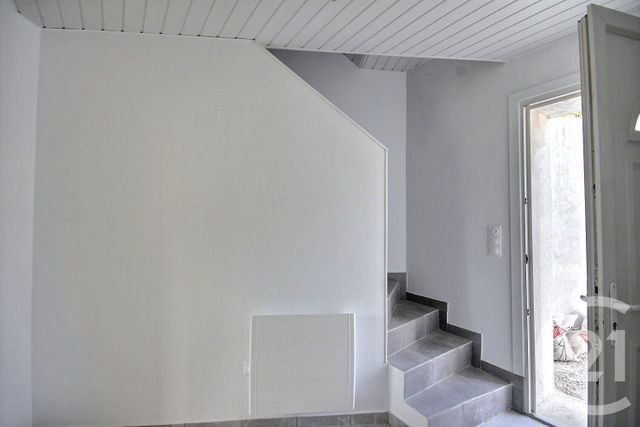 Appartement F3 à louer - 3 pièces - 58.0 m2 - VINEUIL - 41 - CENTRE - Century 21 Girault Immobilier