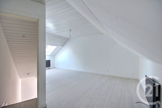 Appartement F3 à louer - 3 pièces - 58.0 m2 - VINEUIL - 41 - CENTRE - Century 21 Girault Immobilier