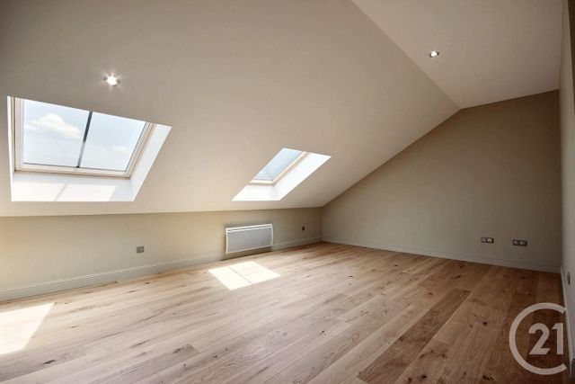 Appartement Studio à louer - 1 pièce - 26.0 m2 - BLOIS - 41 - CENTRE - Century 21 Girault Immobilier