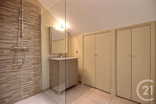 Appartement Studio à louer - 1 pièce - 26.0 m2 - BLOIS - 41 - CENTRE - Century 21 Girault Immobilier